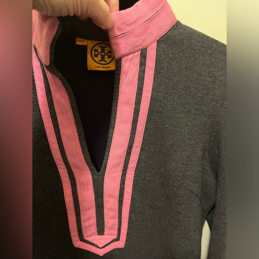 Tory Burch Gray & Pink Mock Neck Long Sleeve Tunic Sweater Top Sz XS - Picture 3 of 9